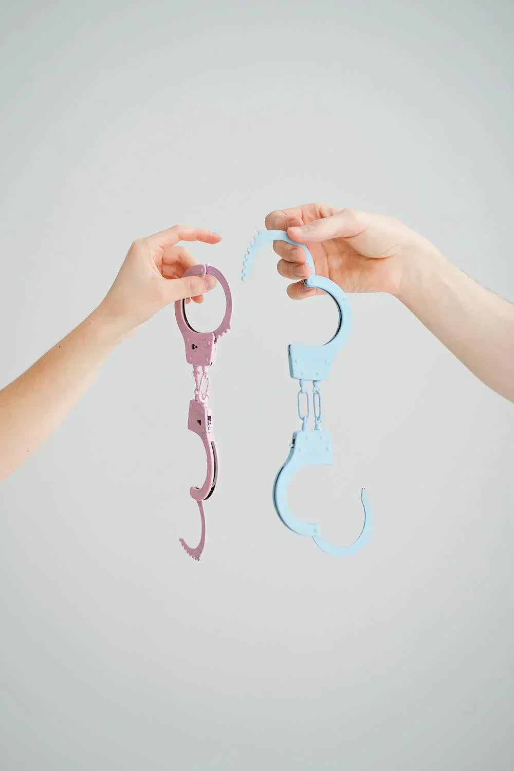 Pourquoi les jeux et défis de couple sont-ils essentiels pour raviver la flamme ?