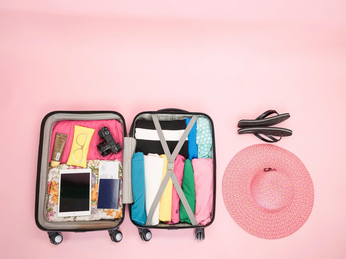 Voyager en avion avec des sextoys : conseils pratiques & coquins pour un vol sans turbulence