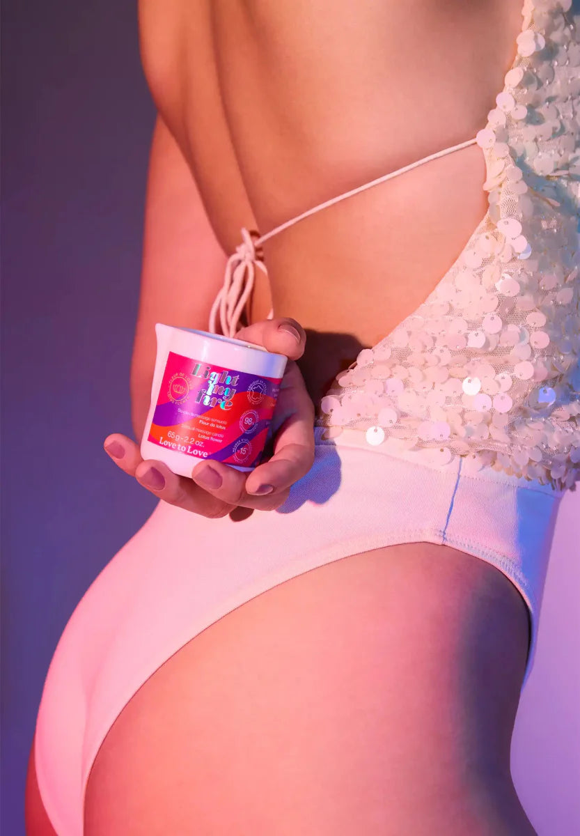 Bougie de massage Love to Love Fleur de Lotus utilisation