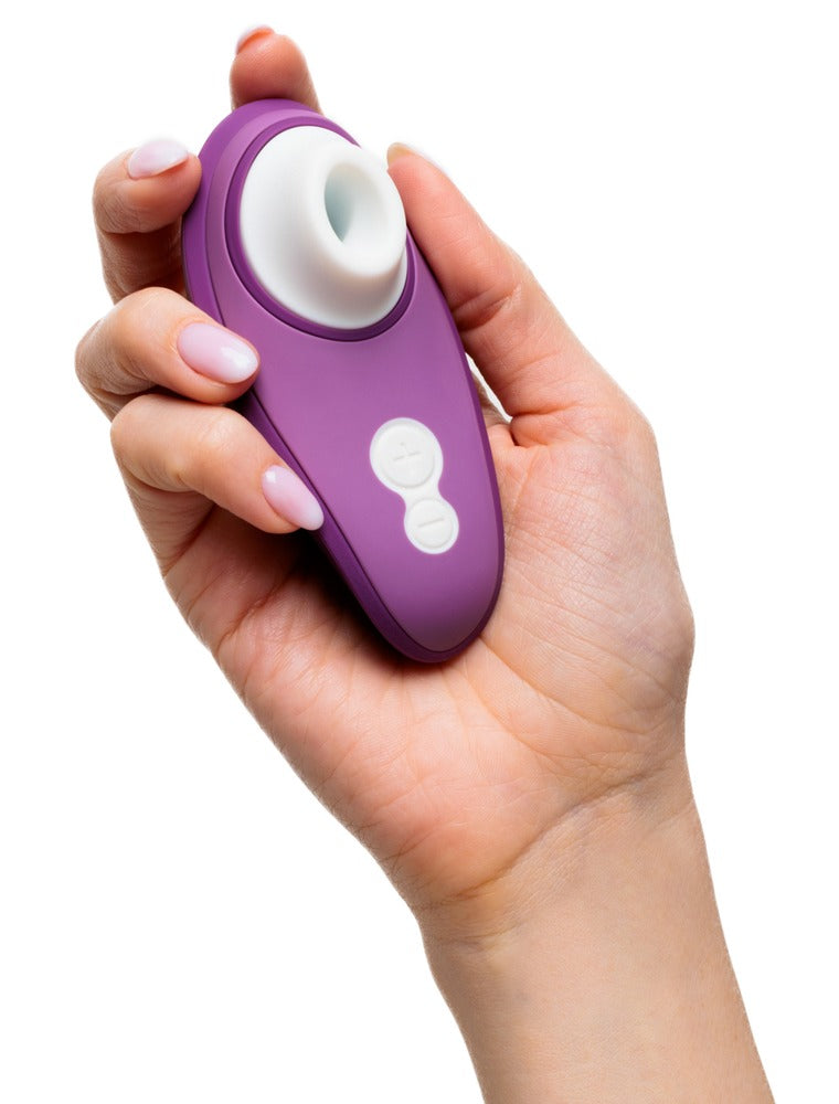 Womanizer Liberty 2 violet format compact idéal pour voyager